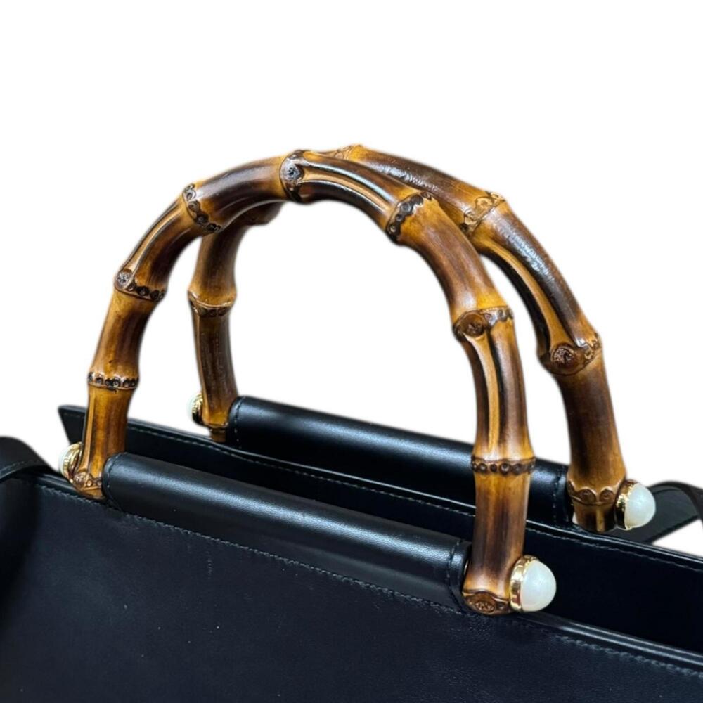 GUCCI Authentic Black Leather Bamboo Shoulder Bag - Picture 12 of 12